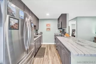 Photo #5: 250000540 Listing