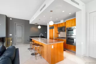 Photo #5: 250000548 Listing