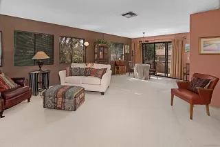 Photo #4: 250000599 Listing