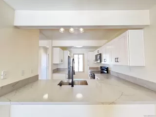 Photo #5: 250000612 Listing