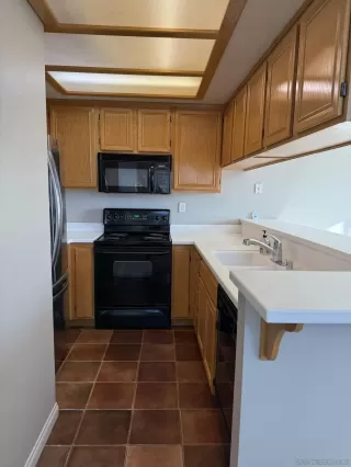 Photo #5: 250000680 Listing