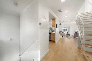 Photo #2: 250000685 Listing