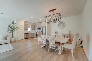 Photo #2: 250000700 Listing