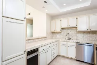 Photo #5: 250000742 Listing