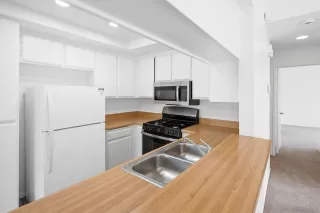 Photo #6: 250000768 Listing