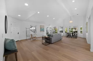 Photo #3: 250000783 Listing