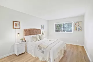 Photo #2: 250000790 Listing 