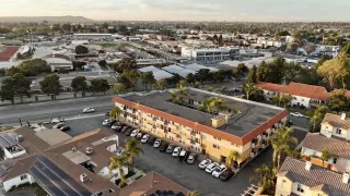 Photo #2: 250000796 Listing