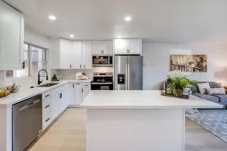 Photo #2: 250000800 Listing 