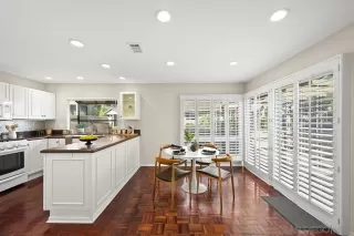 Photo #3: 250000826 Listing 