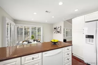 Photo #5: 250000826 Listing 