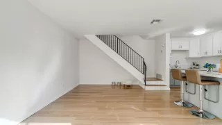 Photo #6: 250000886 Listing