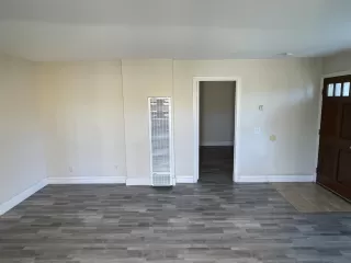 Photo #4: 250000912 Listing