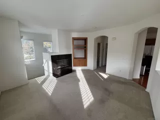 Photo #4: 250000913 Listing