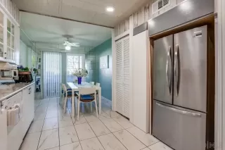 Photo #6: 250000932 Listing