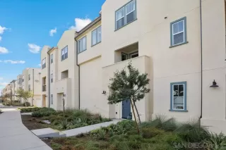 Photo #5: 250000979 Listing