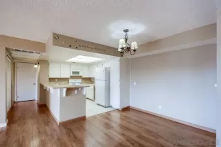 Photo #4: 250000986 Listing