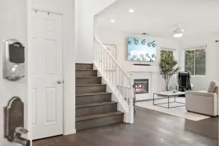 Photo #1: 250001010 Listing