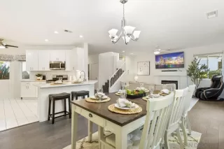 Photo #2: 250001010 Listing