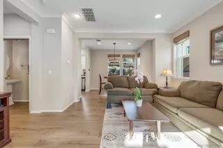 Photo #4: 250001026 Listing