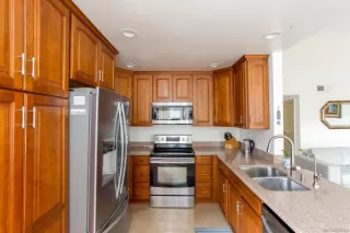 Photo #4: 250001032 Listing 