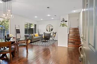 Photo #4: 250001108 Listing