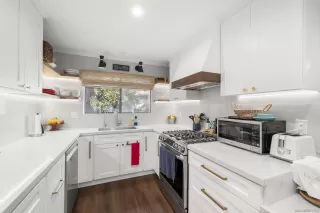 Click for more information on MLS # 250001314 : 1726 WHALEY AVE More Details about MLS # 250001314 : 1726 WHALEY AVE