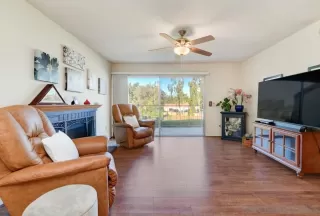 Photo #4: 250001549 Listing