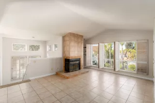 Photo #1: 250016798 Listing