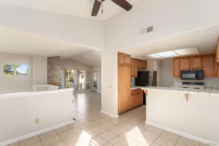 Photo #5: 250016798 Listing