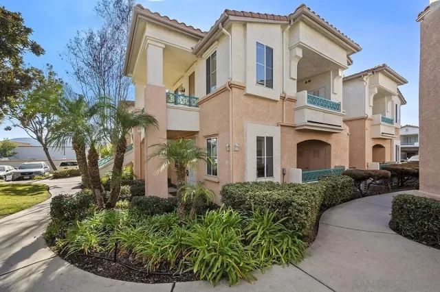 MLS: 250016923 Condo For Sale