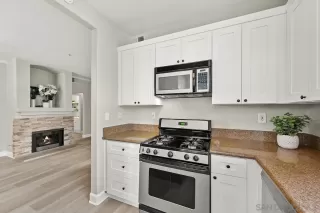 Photo #1: 250016923 Listing