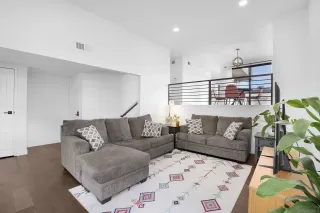 Photo #1: 250016983 Listing 