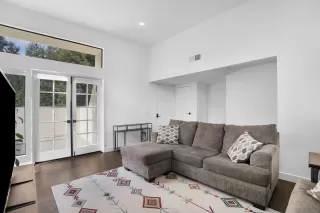 Photo #6: 250016983 Listing 