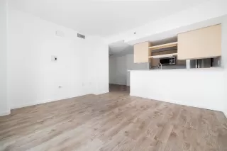 Photo #2: 250017006 Listing 