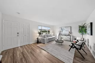 Photo #2: 250017153 Listing