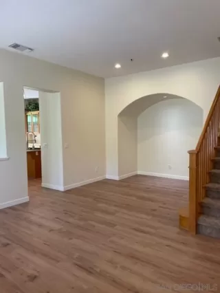 Photo #6: 250017283 Listing