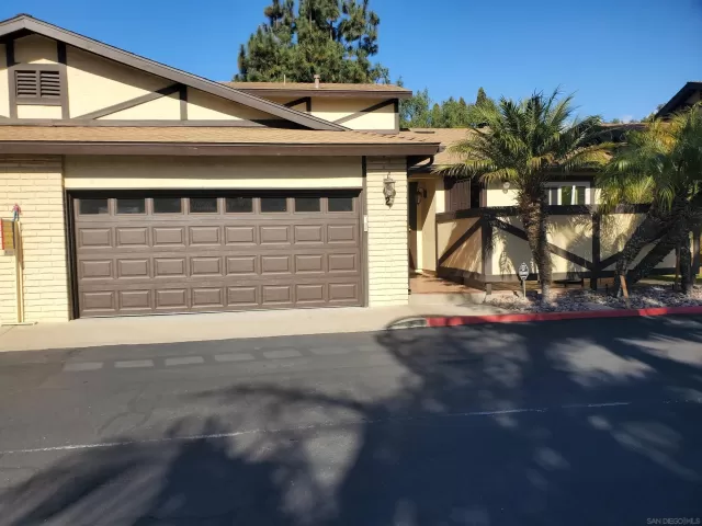 MLS: 250017391 Condo For Sale