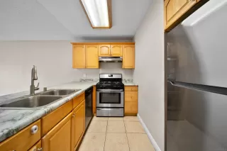 Photo #3: 250017422 Listing 