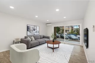 Photo #3: 250017486 Listing