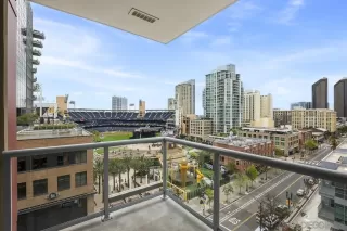 Photo #2: 250017496 Listing