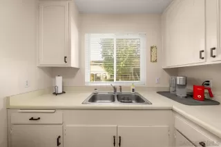 Photo #1: 250017661 Listing