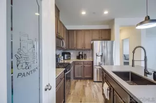 Photo #4: 250017798 Listing