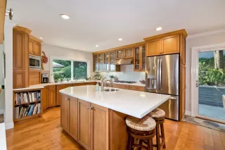 Photo #6: 250017961 Listing 