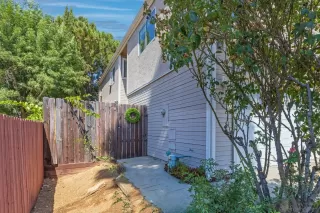 Photo #6: 250017968 Listing