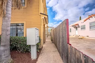 Photo #4: 250018002 Listing 