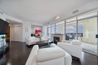 Photo #3: 250018008 Listing