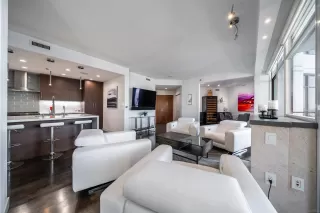 Photo #4: 250018008 Listing