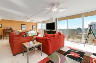 Photo #5: 250018054 Listing