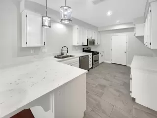 Photo #5: 250018063 Listing